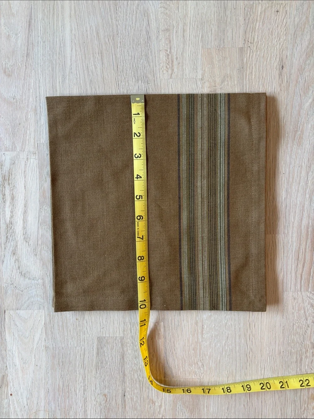 NIP Napkins Crate & Barrel - Set of 6 | Pattern: Kaleidoscope | Khaki